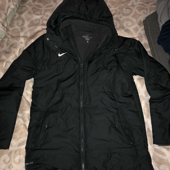 nike storm fit coat